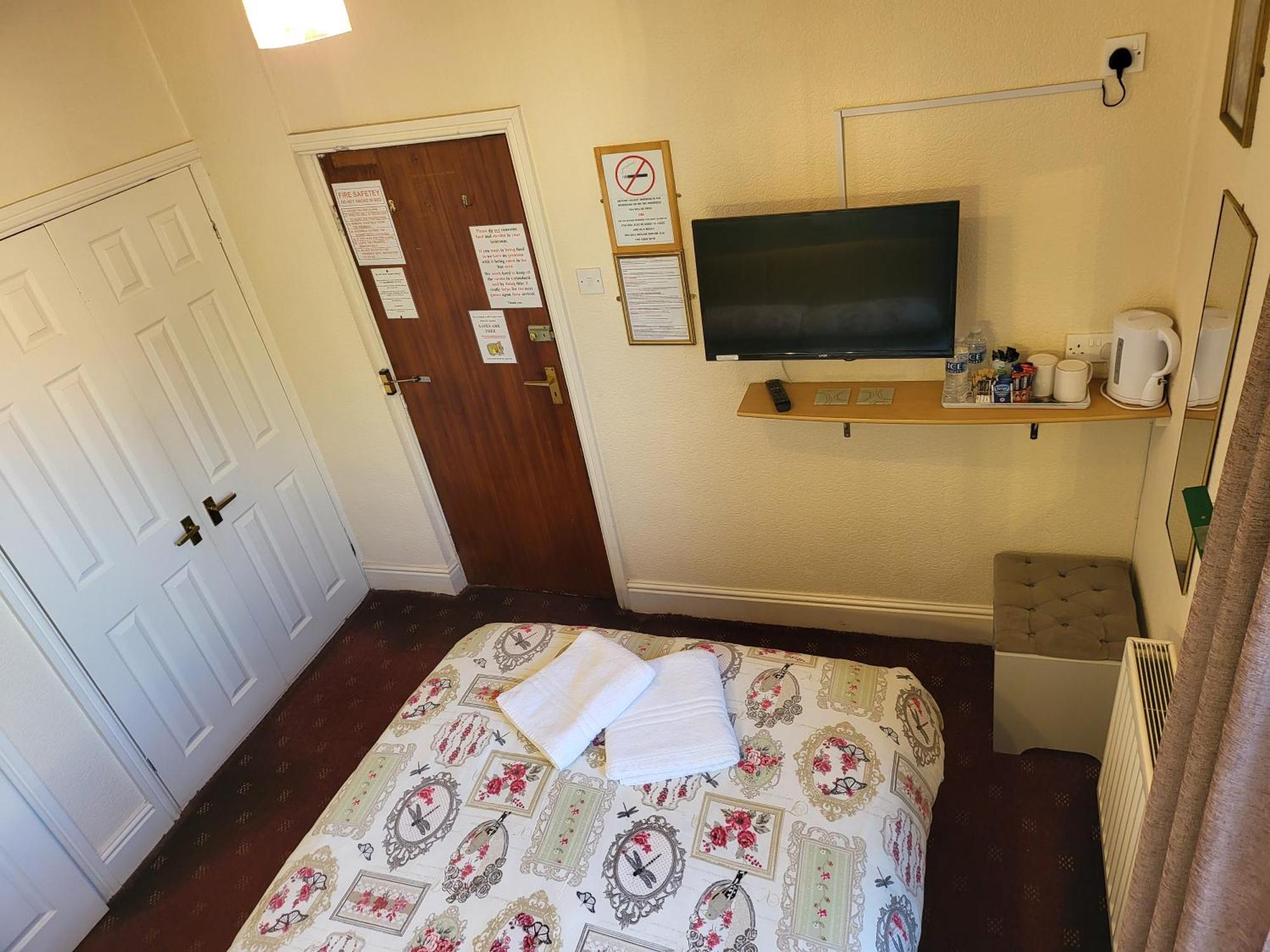 The Arabella Bed & Breakfast Блекпул Екстериор снимка