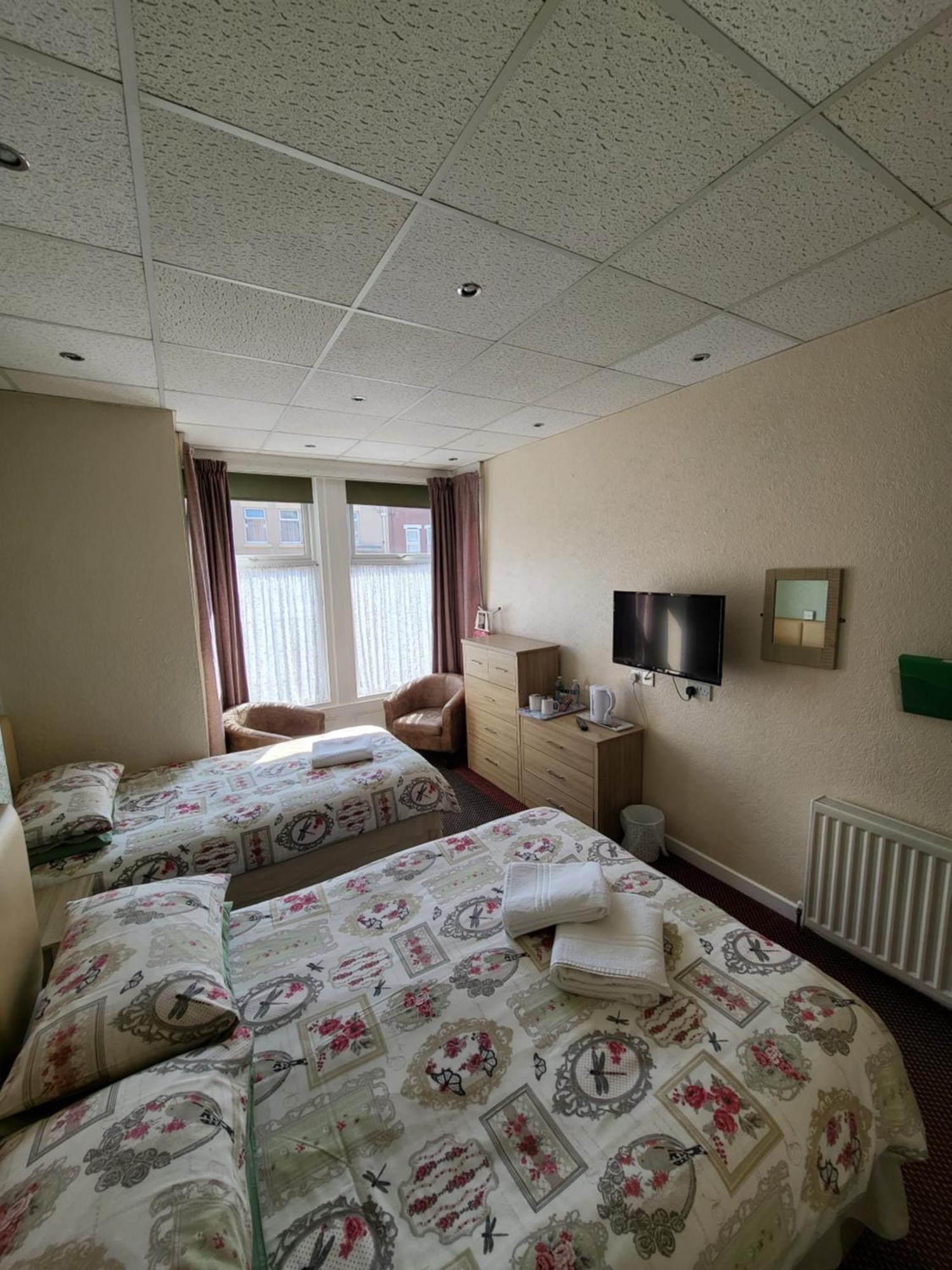 The Arabella Bed & Breakfast Блекпул Екстериор снимка