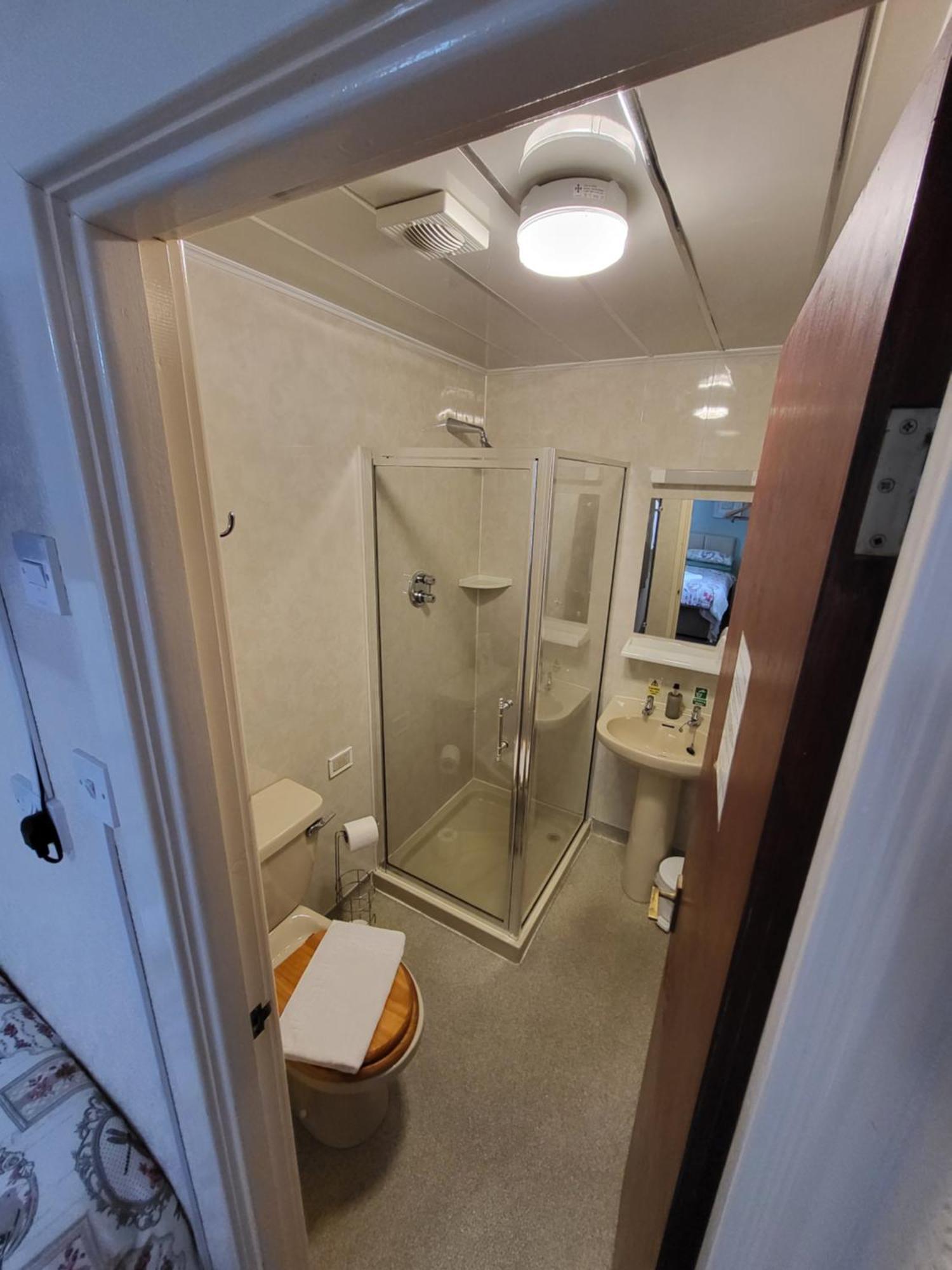 The Arabella Bed & Breakfast Блекпул Екстериор снимка